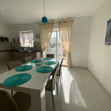 Sunshine Apartments Mellieha - Modern Three Bedroom Apartment - Apt No 2 Luaran gambar