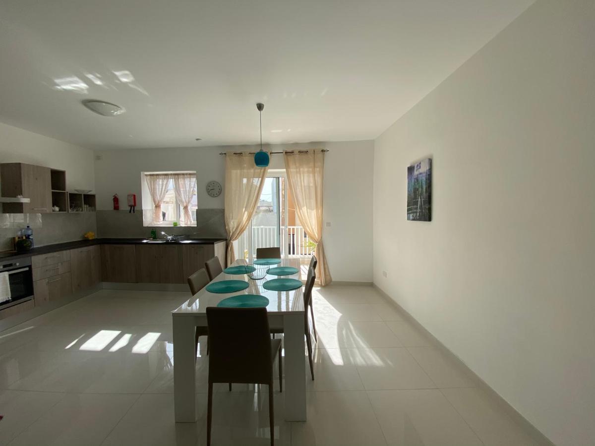 Sunshine Apartments Mellieha - Modern Three Bedroom Apartment - Apt No 2 Luaran gambar